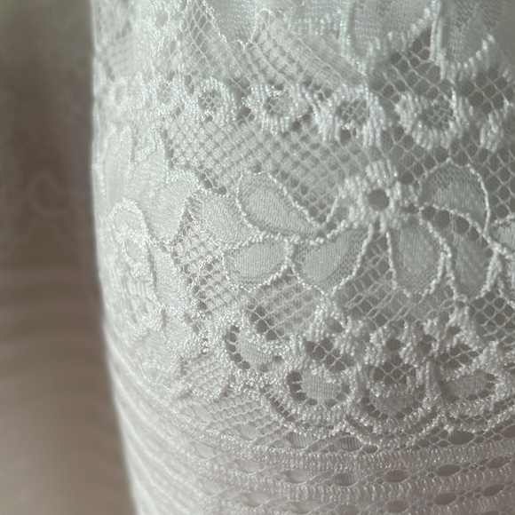 Guess white halter dress - Picture 7 of 7